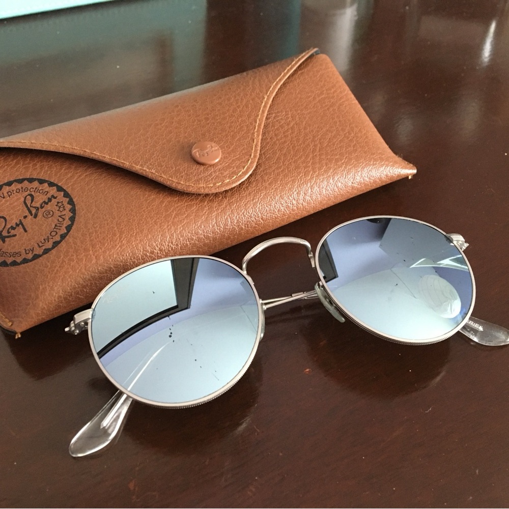 Ray-Ban Brown Sunglasses Accessory
